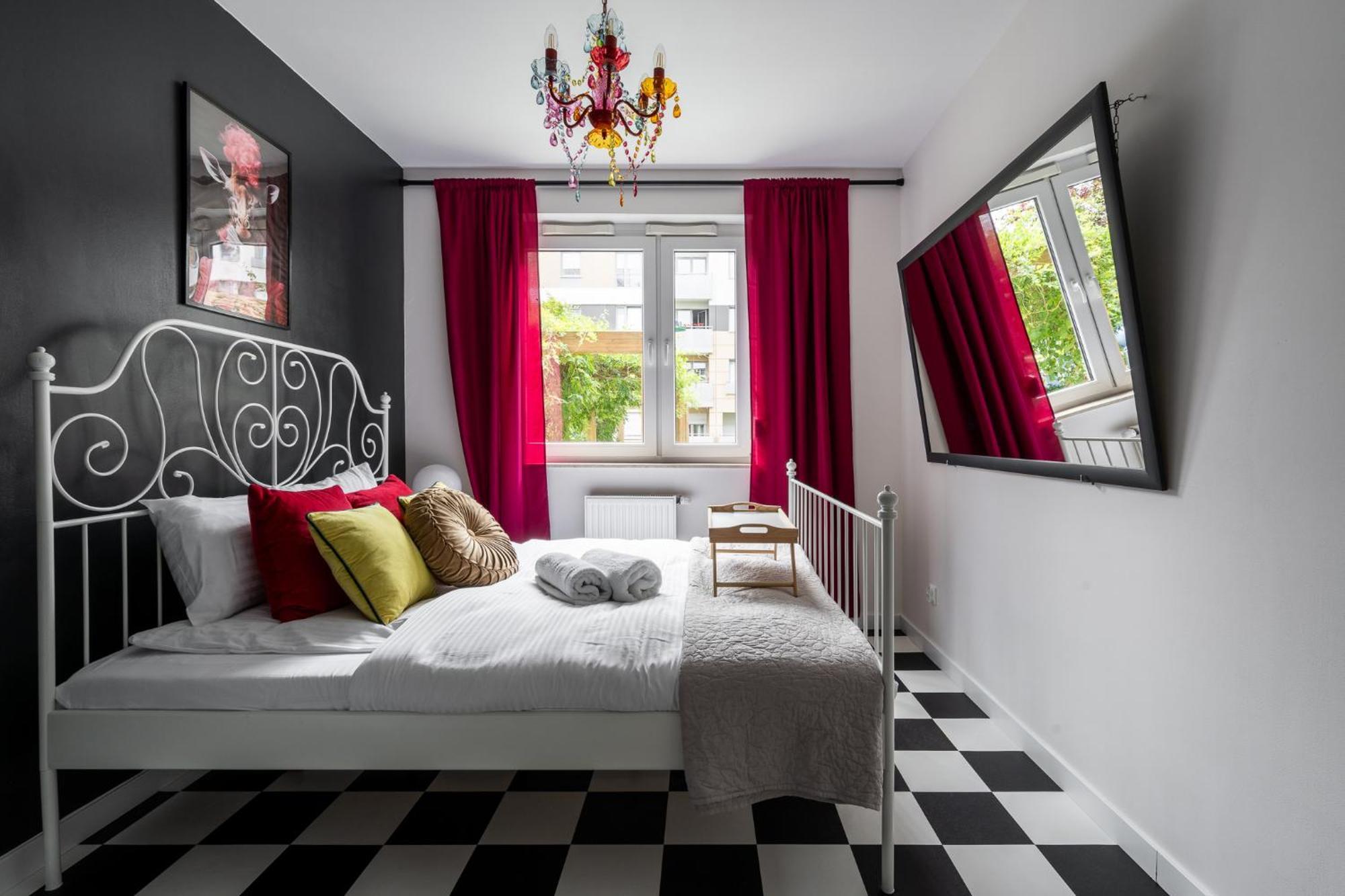 Rentplanet - Teczowa Apartment *